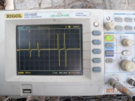 חיישן תנועה פיזואלקטרי עבור AVC